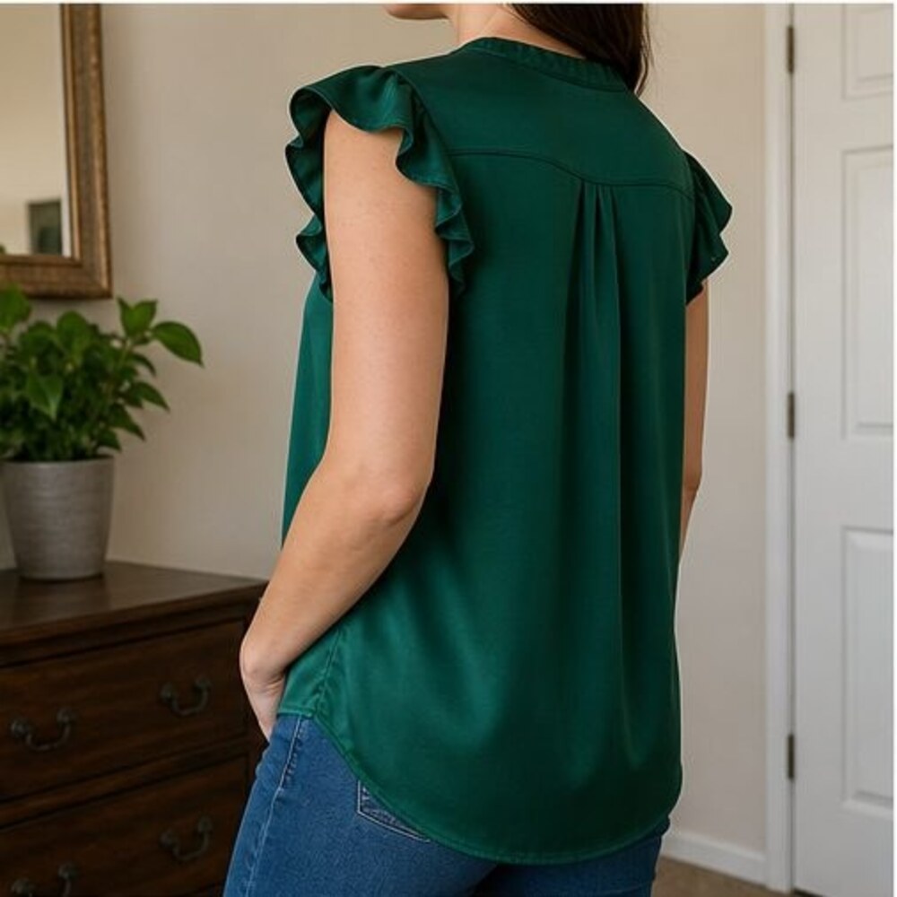 Emerald Ruffle Blouse - Picture 3 of 6